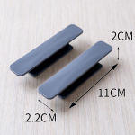 2 TK aknakapi sahtli k&auml;epidemed isekleepuvad ukse riidekapi k&auml;epidemed l&uuml;kandukse nupuga abiseade hall