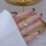 Lucky Clover kaelakee naiste kerge luksuslik ni&scaron;&scaron; opaalklavics kett suvine lehtede tugevusega kett kuld