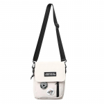 Crossbody kott Meeste suvemood Isikup&auml;rastatud &otilde;lakott Meeste v&auml;ike kehakott +2 badges valge
