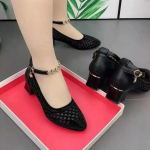 Sandaalid Naiste suvemood V&auml;liskandmine &Otilde;&otilde;neste aukudega kingad Naiste naiste v&otilde;rgukingad Hingavad &uuml;hekordsed kingad Naiste libisemiskindlad emakingad 35