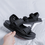 Meeste kingad 2025 suvi uued meeste rannakingad sandaalid Velcro mitmek&uuml;lgsed platvorm vabaaja sport tuul 1502-R 44 must