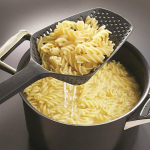 1 tk Kurn Kurna lusikas Keedetud toidu kurn Pasta juurvilja-riisis&otilde;el plastikust