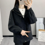 Moodne avar naiste kevad- ja s&uuml;gismantel, enimm&uuml;&uuml;dud vee- ja tuulekindel naiste tuulejope XXL must