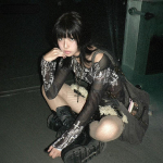 Grunge Aesthetics V&otilde;rktopid Jaapani Y2k t&auml;toveeringuga l&auml;bipaistvad topid Vintage Harajuku l&auml;bin&auml;gelik pikkade varrukatega gooti T-s&auml;rk S must