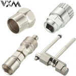 VXM jalgrattaparanduskomplekt: Keskv&otilde;lli t&otilde;mmits, hooratta t&ouml;&ouml;riist, hambaplaadi t&ouml;&ouml;riist, ketil&otilde;ikur, sabakonksu mutriv&otilde;ti. Bicycle Tools