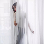 Privaatsust pakkuvad l&auml;bipaistvad kardinad erkeraknale - Valgust filtreerivad voilest paneelid koos puuritava pingutusvardaga | L&auml;bin&auml;htamatud elutoa kardinad, valmis riputamiseks W200xL270CM 1pcs