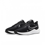 Nike Downshifter 12 Must Valge Meeste DD9293-001 EU 40 suits/must