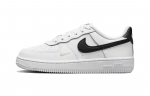 Nike Air Force 1 Se 40. Vabaaja libisemiskindlad kulumiskindlad madalad rulaketsid Must Valge Laste FJ2887-100 28
