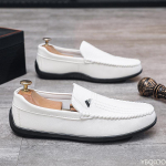 Meeste lamep&otilde;hjaline uus vabaaja &uuml;hekordne kingakate pehme tallaga laisklejatele, et astuda sisse kottkingade, mokassiinide, Zapatos De Hombre kingadele. 39 valge