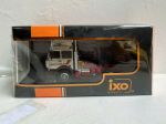 Valatud IXO 1/43 m&otilde;&otilde;tkavas IVECO haagiss&otilde;iduk Turbostar 1984 T2 sulamist auto mudel