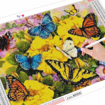 DIY teemantmaalid uued lillelised liblikapildid kividest Teemanttikandid M&uuml;&uuml;k Loomamosaiik Kodukaunistus Full Round (20X30CM)