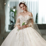 &Uuml;he &otilde;laga peamine pulmakleit 2023 Uus prantsuse stiilis pruutbanketiv&auml;ljaku stiilis elegantne ja pika sabaga pulmakleit XS