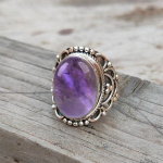 Amet&uuml;stist ovaalne v&auml;&auml;riskivist s&otilde;rmus, tahke 925 Sterling h&otilde;bes&otilde;rmus, k&auml;sitsi valmistatud s&otilde;rmus, j&otilde;ulu-aastap&auml;eva s&otilde;rmus, disainis&otilde;rmus, boheemlas&otilde;rmus 6