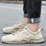 Meeste vabaajajalatsid, jooksutossud 39 beež