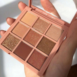 &Uuml;heksav&auml;rviline lauv&auml;rvialus Pearl Shimmer veekindel loomulik helendav Sleeper Silkworm Contouring lauv&auml;rvialus p&uuml;siv s&auml;te meik