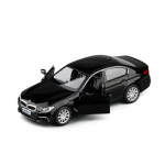 1/36 BMW 550i Sulam Valatud Simulatsioon Luksuslikud Sportautode Mudelid Tagasit&otilde;mbamisfunktsiooniga M&auml;nguasjad Lastele Lastele Kollektsioon F211 must