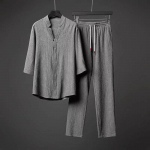 J&auml;&auml;siidist linane meeste komplekt kevad-suve hooajaks, lahtised pullover-topid ja elastse v&ouml;&ouml;kohaga p&uuml;ksid, spordikost&uuml;&uuml;mid meestele, kaheosalised komplektid XXXL hall