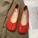 Uued Naiste Tabi Kingad Moodsad Kontsad Slip-on Vabaaja Kingad Pehme Nahast Tald Madalad Mugavad L&otilde;hestatud Varbaga Kingad Daami Retro Mokassiinid 35 punane