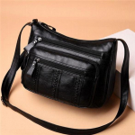 Naiste &otilde;lakott Mitmekihiline Crossbody kott suure mahutavusega PU pehmest nahast must elegantsed naiste vabaaja suure mahuga kotid One Size must