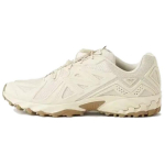 New Balance 610 Molded Pack - Beež Unisex tossud Kreemjasvalge Linane ML610DG 42