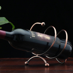 K&ouml;&ouml;gitarbed &Auml;&auml;ris Metallist Veiniriiul 1-osaline Veiniekraan