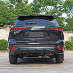 Toyota Highlander XSE Sportpakett: Esiliist, K&uuml;ljelaiendid, Kaitserauad, Spoilerikomplekt Front Bumper Gloss Black