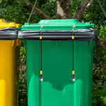 2 pakki pr&uuml;gikasti kaane lukustus Karukindel lukustuskomplekt Pr&uuml;gikasti kaane lukustus kummikattega punutud trossiga kodu kontoritesse aeda belgium