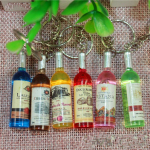 Uus mood k&auml;sitsi valmistatud vaigust veinipudel V&otilde;tmehoidjad V&otilde;tmehoidjad sulamist amuletid Kingitused