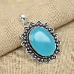 Sinine kaltsedoni v&auml;&auml;riskivi 925 sterling h&otilde;be k&auml;sitsi valmistatud ehe j&otilde;ulukinke ripats 2.04 Inches sinine