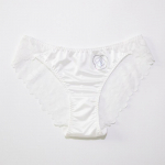 Naiste hingavad pitsist alusp&uuml;ksid Rhinestone madala v&ouml;&ouml;kohaga satiin siidist l&auml;bipaistev aluspesu &otilde;mblusteta M