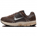 Nike Air Zoom Vomero 5 Baroque Brown Naiste Tossud Chrome Light-Orewood-Brown Hemp FN6742-201 37.5