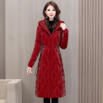 Talvised pikad parkad naistele Mantel Mood Paks soe puuvillane polsterdatud mantlid Naiste korea stiilis kapuutsiga talvejoped 3XL punane