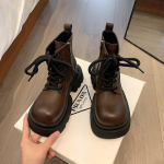 Vintage platvorm naiste mootorratta saapad Moodne n&ouml;&ouml;riga kingad s&uuml;gistalv Briti stiilis naiste l&uuml;hikesed papud 35