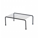 Raud k&ouml;&ouml;gi hoiureisel Kapp Riiul N&otilde;udekuivatusrest V&uuml;rtspurkide hoidik Maitseainepudelid Riiulid V&uuml;rtsirest K&ouml;&ouml;gi korraldaja S valge