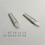 7tk/komplekt Kalligraafia paralleelpliiats, lameda otsaga tiibeti araabia t&auml;itesulepea pliiats gooti kirjakaligraafia kirjatarvete jaoks 0.7mm-3mm valge