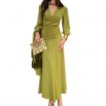 Naiste kroogetud kehakontuure j&auml;rgiv &otilde;htukleit, vabaaja pikkade varrukatega V-kaelusega ballikleit, kokteilipidu, pidulik maksikleit, merineitsi l&otilde;ige S veinipunane v&auml;rv