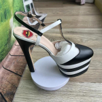 Br&auml;nd Seksuaalsed Neetidega 16cm K&otilde;rge Kontsaga Sandaalid Platvormiga Peo Pulma Balli T-lava Naiste Kingad K&otilde;rge Kvaliteediga Suur 43 Suvi Naiste Kingad 42 black