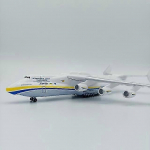 1/400 m&otilde;&otilde;tkava Antonov An-225 mriya lennukimudel ABS-plastikust m&auml;nguasi Koguja kingitus Suveniir T&auml;iskasvanud f&auml;nnidele