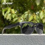 KDEAM Unisex ruudukujulised p&auml;ikeseprillid polariseeritud kattega l&auml;&auml;tsed sobivad s&otilde;itmiseks kalastamiseks p&auml;ikeseprillid sinise valguse vastased arvutiprillid