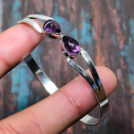 Amet&uuml;st V&auml;&auml;riskivi K&auml;sitsi valmistatud 925 Sterlingh&otilde;be Ehted K&auml;ev&otilde;ru Reguleeritav Temale Adjustable lilla