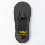 Meeste No Show sokid Sobivad vabaaja n&auml;htamatu paadiga kevadsuvi silikoonist libisemisvastane madal hubane &uuml;hev&auml;rviline puuvillane sokk EUR37-43 valge