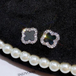 Peen Rhinestone Clover Stud k&otilde;rvar&otilde;ngad naistele Mood l&auml;ikiv Rhinestone neljaleheline ristikk&otilde;rvar&otilde;ngad allergiavabad k&otilde;rvar&otilde;ngad Ehted kuld