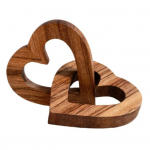 Puidust s&uuml;damekaunistus P&otilde;imitud s&uuml;damed armastuse m&auml;lestuskingitus omavahel seotud s&uuml;damepaaride m&auml;lestusm&auml;rk