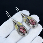 Vaskrohhodirosiidi Kivist K&otilde;rvar&otilde;ngad, 925 Sterling H&otilde;bedast K&otilde;rvar&otilde;ngad, K&auml;sitsi Valmistatud H&otilde;bedast K&otilde;rvar&otilde;ngad Kingituseks, Rhodochrosite Ripatsiga K&otilde;rvar&otilde;ngad Peokandmiseks Kingitus 6 Cm roosa