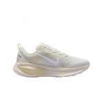 Nike Vomero 18 ESS Summit White Naiste tossud Valge-Kriit IO9915-100 35.5