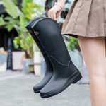 Fashion Rainshoes Naiste k&otilde;rge barreliga veekindlad v&auml;litingimustes kasutatavad vihmasaapad 37 must