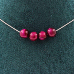 Pierres et Min&eacute;raux. Collier 4 perles Oeil de Tigre fuschia 8 mm. Chaine en acier Collier femmes, hommes. Taille personnalisable.