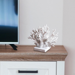 Vaikkorallist kuju Kunstlik kaunistus Skulptuur Realistlik mereteemaline kaunistus lauale White 18cmx15cm
