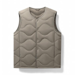 Kvaliteetne &uuml;mmarguse kaelusega lainelise mustriga p&uuml;stjas vest - 90% udusulgi, kahesuunaline stiil, inspireeritud suurtest v&auml;listingimuste kaubam&auml;rkidest 3XL tume khaki v&auml;rv