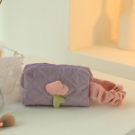 Kreemjas Sametine Meigikott Kolmem&otilde;&otilde;tmelised Tulbi&otilde;ied K&otilde;rgekvaliteediline Kosmeetikakott Kaasaskantav Suure Mahutavusega Reisipesukott Tualett-tarvete K&auml;sikott Small size lilla